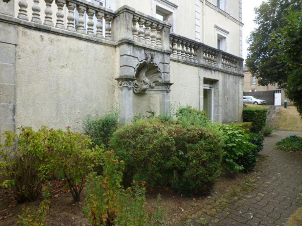 Appartement Le Chambord à Cholet Chambre photo